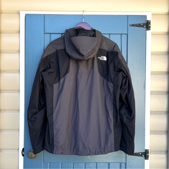 North Face Jacket Grey Black Hooded Rain Coat Nylon Hyvent Ski Snow Men’s Size L - Picture 1 of 12
